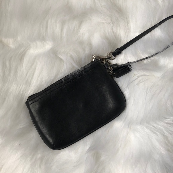 Coach Wristlet - Picture 2 of 6